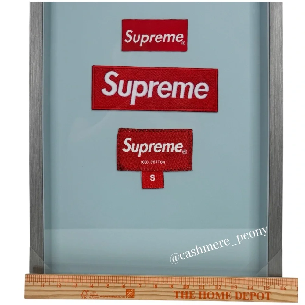 Supreme X Oliver Gal Box Logo Glass Shadow Box Print Framed Art - Picture 6 of 7